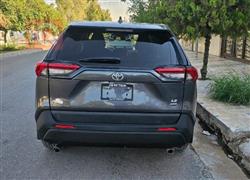 تۆیۆتا ڕاڤ 4